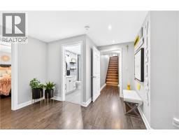 22 LINDA Crescent - 24