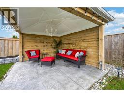 22 LINDA Crescent - 37