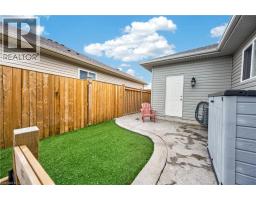 22 LINDA Crescent - 40
