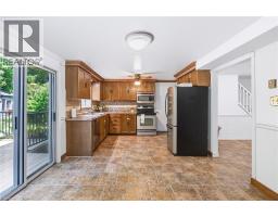 34 PEACHTREE Crescent - 13