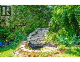 34 PEACHTREE Crescent - 42