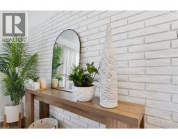 386 PATRICIA Drive - 18