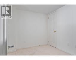 8 JIM BAIRD Mews - 11