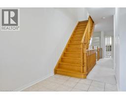 8 JIM BAIRD Mews - 32