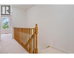 8 JIM BAIRD Mews - 33