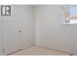 8 JIM BAIRD Mews - 45