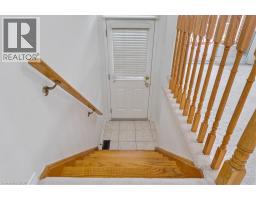 8 JIM BAIRD Mews - 48