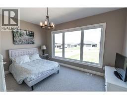 15 HUDSON Drive - 18