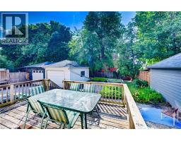 36 HEINS Avenue - 36