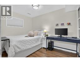 11 GRAYWOOD Court - 30