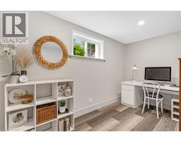 18 BISMARK Drive - 32