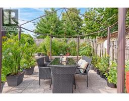 18 BISMARK Drive - 39