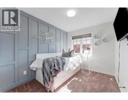 65 RENFREW Street - 24