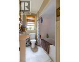 121 EASTBOURNE Avenue - 23