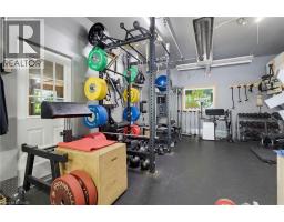 21 KERMAN Avenue - 12