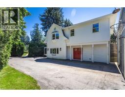 21 KERMAN Avenue - 16