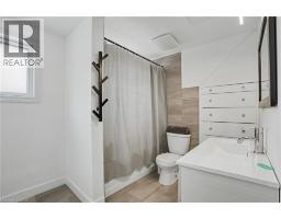 100 HARDALE Crescent - 24