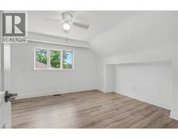 100 HARDALE Crescent - 25