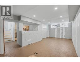100 HARDALE Crescent - 29