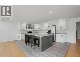 100 HARDALE Crescent - 5