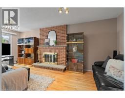 8 COCHRANE Avenue - 12