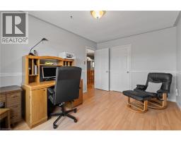 8 COCHRANE Avenue - 19