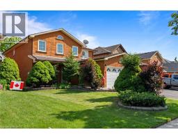 8 COCHRANE Avenue - 2