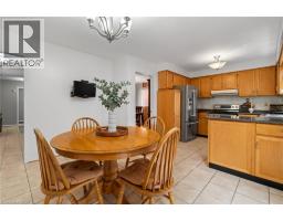 8 COCHRANE Avenue - 9