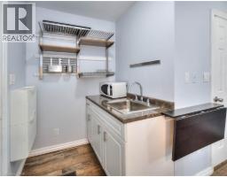 1346 KING Street E - 29