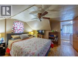 446 EAST Street - 14