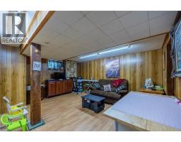 446 EAST Street - 16