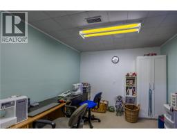 446 EAST Street - 18