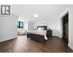 19 BOULDER Crescent - 22