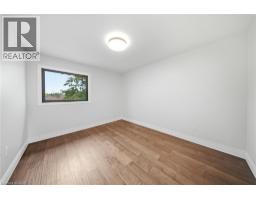 19 BOULDER Crescent - 26