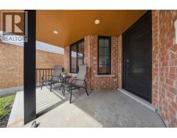 19 BOULDER Crescent - 3