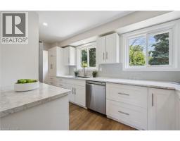 488 GLENELM Crescent UnitNo. A - 11