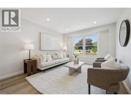 488 GLENELM Crescent UnitNo. A - 7