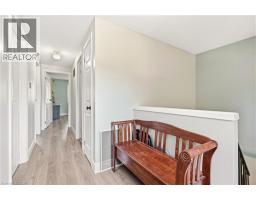 4 EILEEN Street - 22