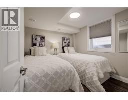 511 CHESAPEAKE Crescent - 32