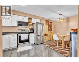 375 PIONEER Drive UnitNo. 7 - 17