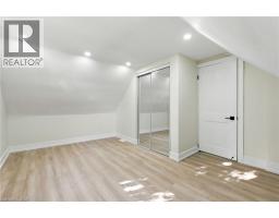 9 ALICE Street - 34