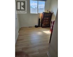 97 GUILDWOOD Drive - 32
