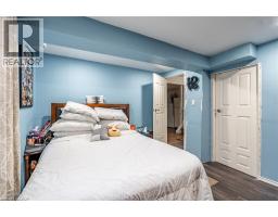 97 GUILDWOOD Drive - 40