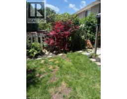 97 GUILDWOOD Drive - 44