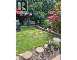 97 GUILDWOOD Drive - 46