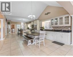 52 ARROWHEAD Drive - 4