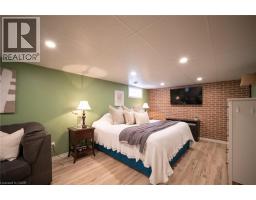 115 SHERIDAN Street - 31