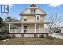 3952 VICTORIA Avenue - 1
