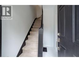 38 ROSE Avenue - 19