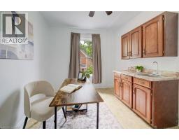 38 ROSE Avenue - 25